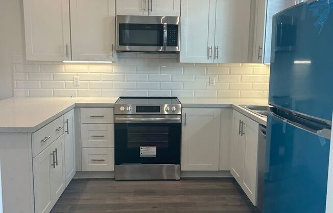 2 beds, 2.5 baths, 1,148 sqft, $3,850, Unit 110