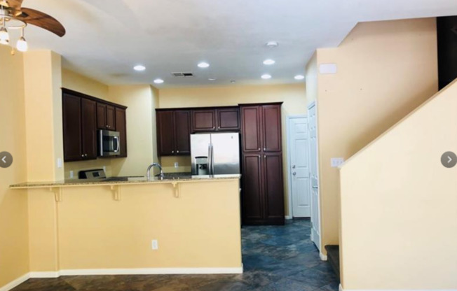 1525 Spiced Wine Unit 14102