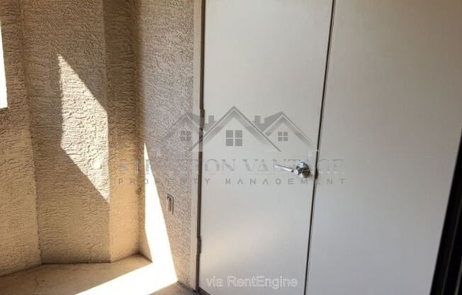 2 beds, 2 baths, 1,036 sqft, $1,449, Unit 243