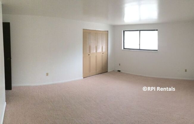Shaler 2 Bedroom Townhouse