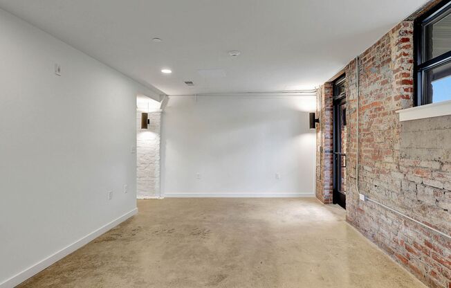 1 bed, 1 bath, 655 sqft, $1,775, Unit 100