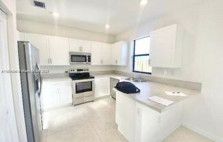 20630 NE 5th Place 20630, Miami, FL 33179