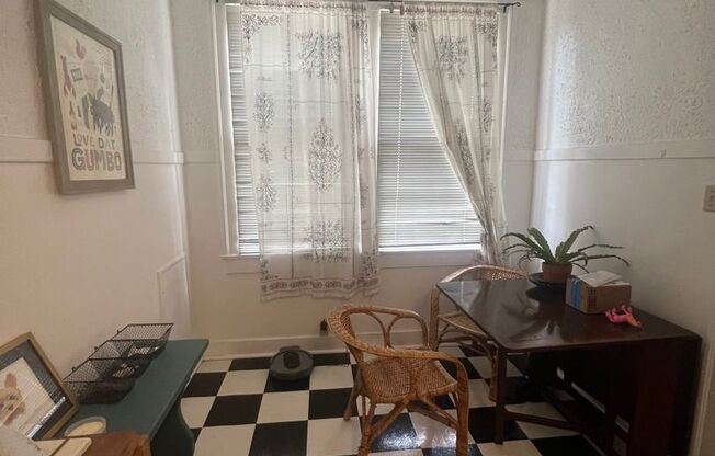 1 bed, 1 bath, 525 sqft, $1,200, Unit A