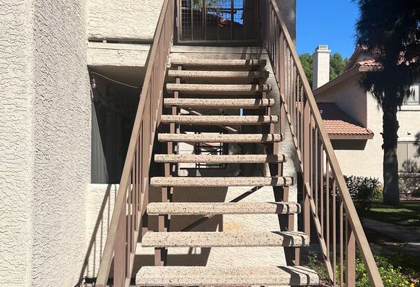 Beautiful & upscale 2 bedroom 2 bathrooms apartment Available for rent !!!