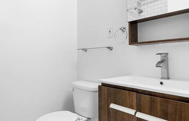 1 bed, 1 bath, $3,800, Unit 6F