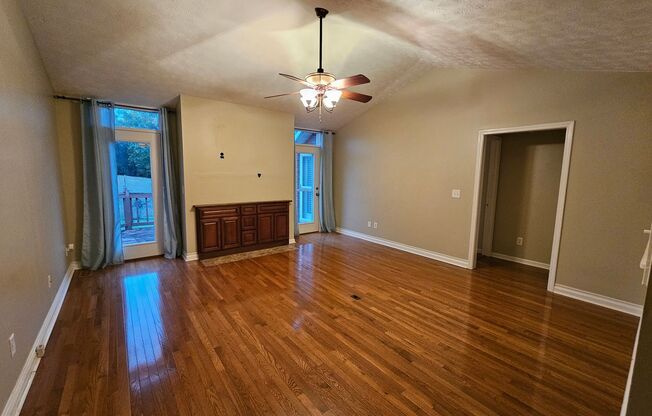 3 Bedroom home in the Northfield subdivision available in time for the Holidays!