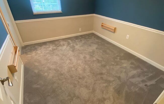 4 beds, 2.5 baths, $4,199