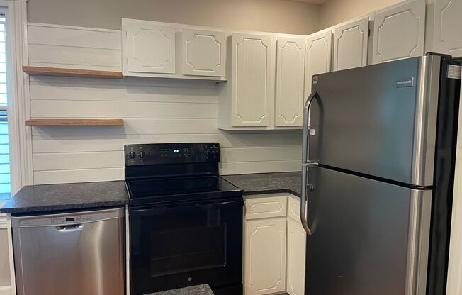 Charming & Spacious 3-Bedroom Home in the Heart of Strasburg!