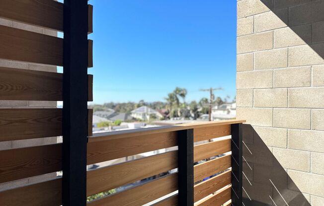 Studio, 1 bath, 285 sqft, $2,175, Unit 304