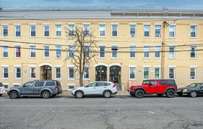 424 DIVISION ST