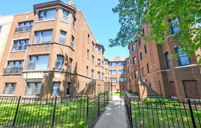 7645-7053 East End Avenue