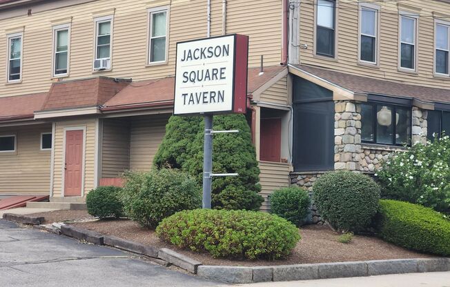 1 bed, 1 bath, 742 sqft, $2,650, Unit 44-103