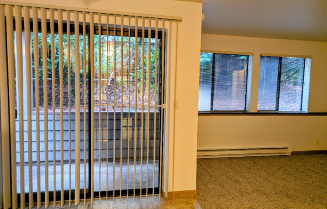 9233 INTERLAKE AVE N