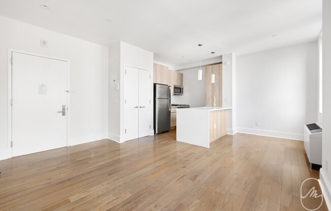 1 bed, 1 bath, $5,500, Unit 25N
