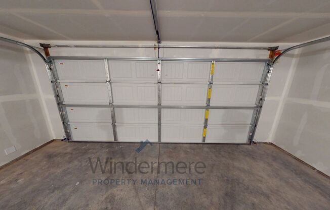 2 beds, 1 bath, 880 sqft, $1,795, Unit 389 Arissa