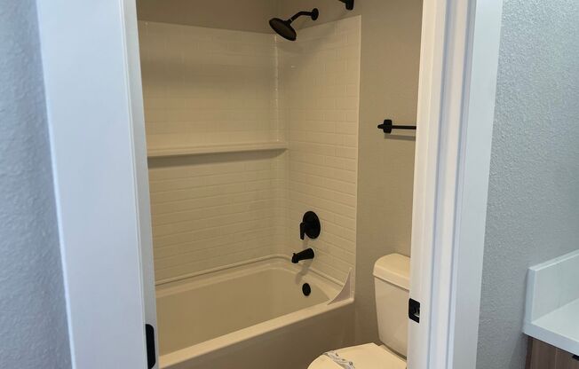 2 beds, 2 baths, 1,013 sqft, $3,510, Unit C-229