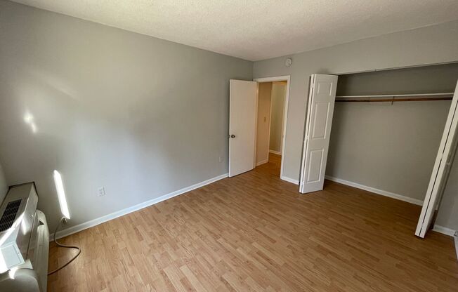 2 beds, 1.5 baths, $1,850, Unit #345