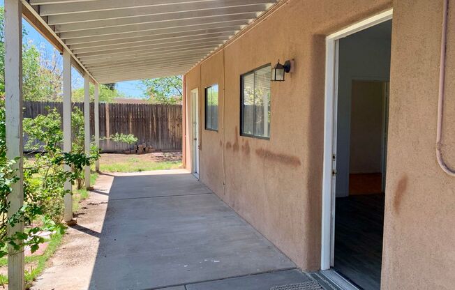 3 beds, 2 baths, $1,900