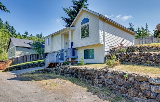 Poulsbo Home