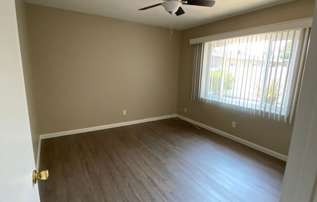 2 beds, 1 bath, $2,300