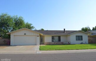 8637 E Whitton Ave