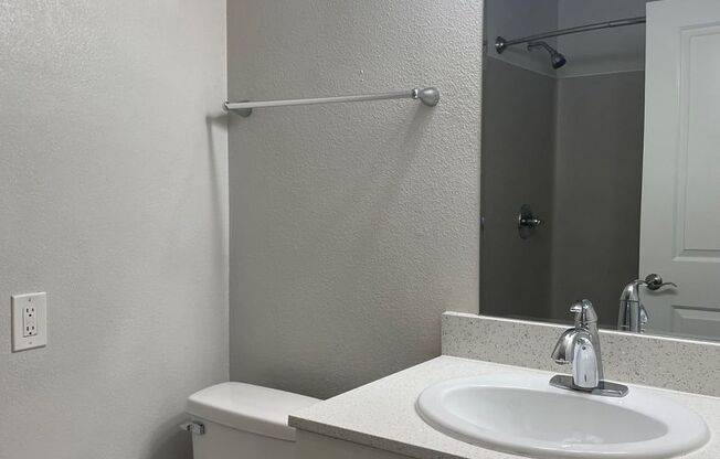 Studio, 1 bath, 525 sqft, $1,195, Unit 2