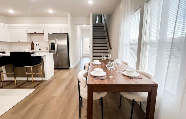 3 beds, 2.5 baths, 1,460 sqft, $1,595, Unit 326 Hummingbird Lane