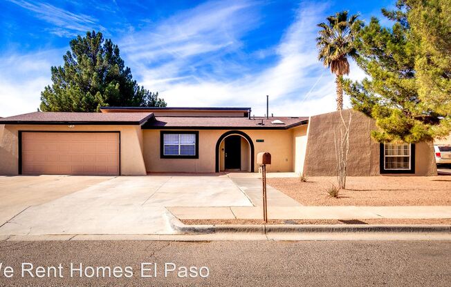 5572 Fernwood