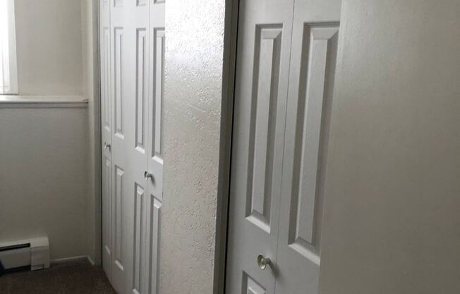 1 bed, 1 bath, 695 sqft, $950, Unit 206