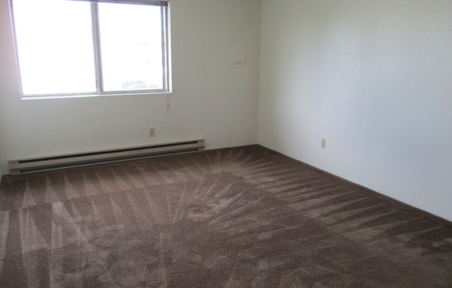 2 beds, 1 bath, 712 sqft, $995, Unit 41