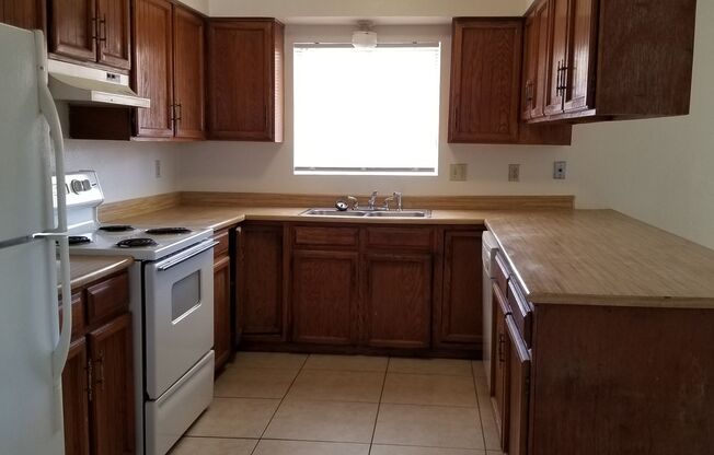 SPACIOUS 3 BEDROOM 2 BATH TEMPE HOME!!!