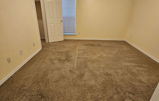 1 bed, 1 bath, $1,395, Unit # 174