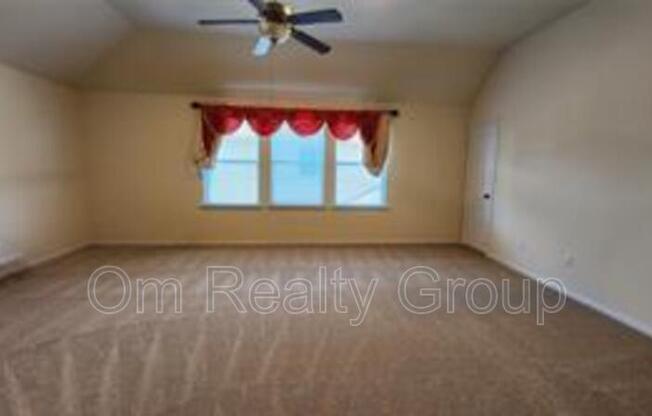 2318 NASHMOR SUGAR LNDG DR