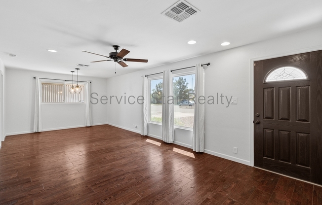 2405 N 39 ST