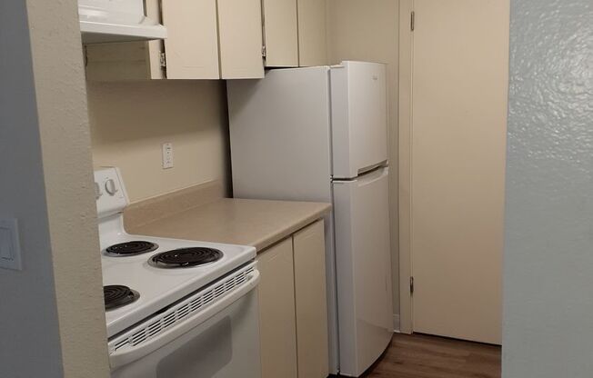 1 bed, 1 bath, 650 sqft, $965, Unit #207