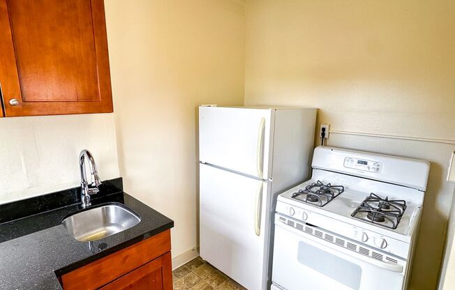 1 bed, 1 bath, 410 sqft, $1,895, Unit 402