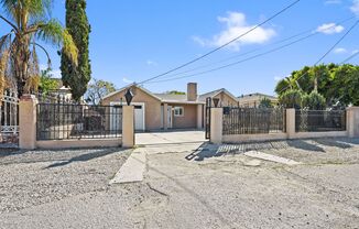 Fully Remodeled 4 Bedroom Home in Pacoima!