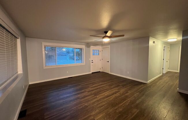 Beautiful 3 Bedroom in Birch Bay! Amazing Updated Features!