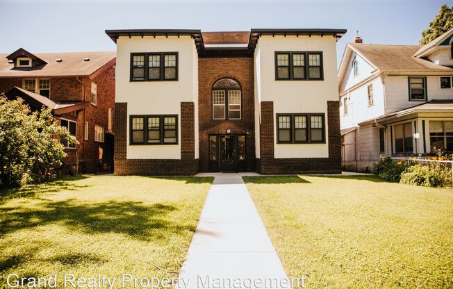2010 Marshall Ave