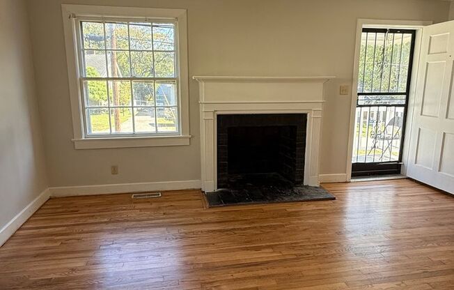 Charming 2 Bedroom Rental with Fresh Updates