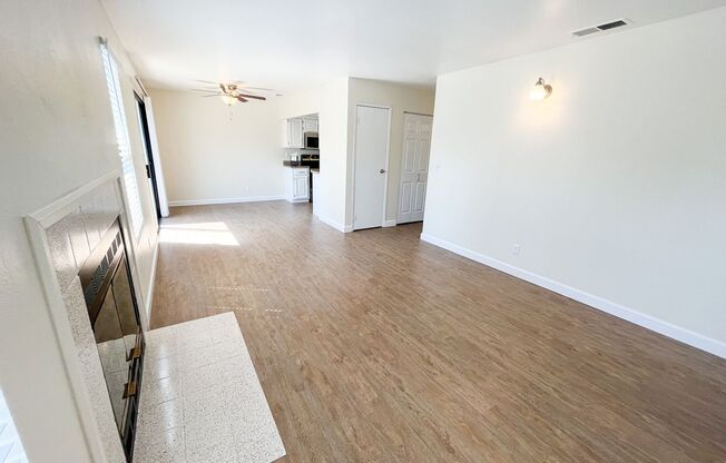 2 beds, 1 bath, 875 sqft, $1,590, Unit 445-238