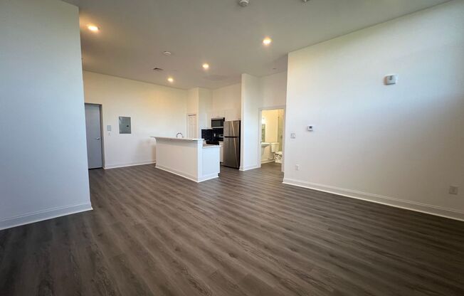 1 bed, 1 bath, 750 sqft, $1,395, Unit Unit 406