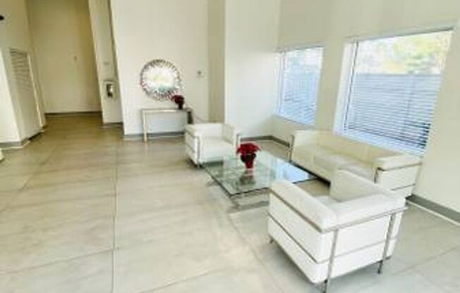 1 bed, 1 bath, 924 sqft, $2,800, Unit Unit 311