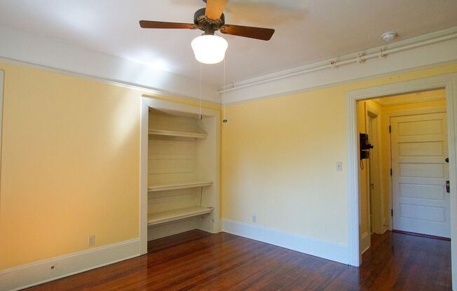 Delightful, Spacious Open One-Bedroom in Nob Hill