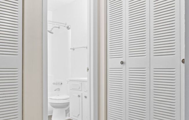 1 bed, 1 bath, 680 sqft, $1,025, Unit 377-301