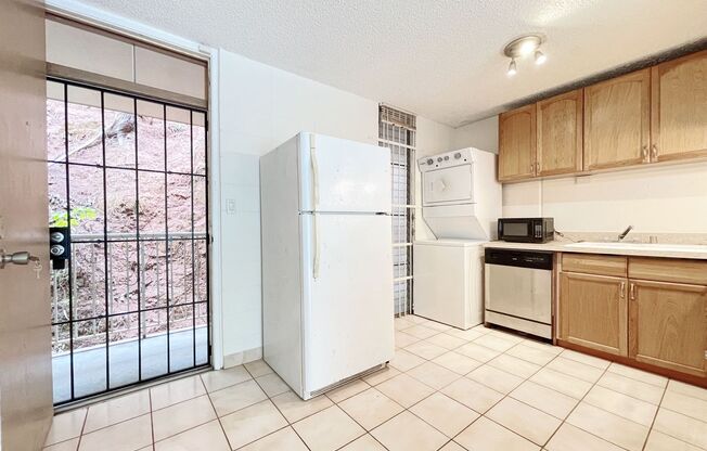 Pet Friendly Mililani Condo with 1 Parking!
