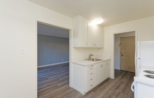 1 bed, 1 bath, 675 sqft, $1,925, Unit 1G