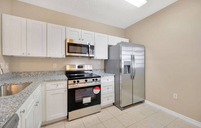 3 beds, 2 baths, $2,150, Unit #201