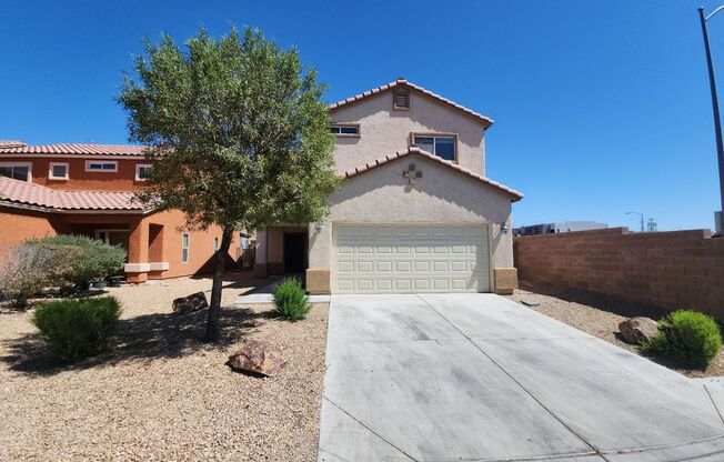 Beautiful detached home with fully fenced back yard.