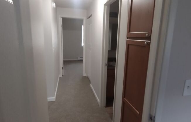 2 beds, 1 bath, 776 sqft, $1,500, Unit 092